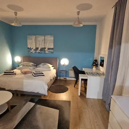 Holiday home Blue Door In *