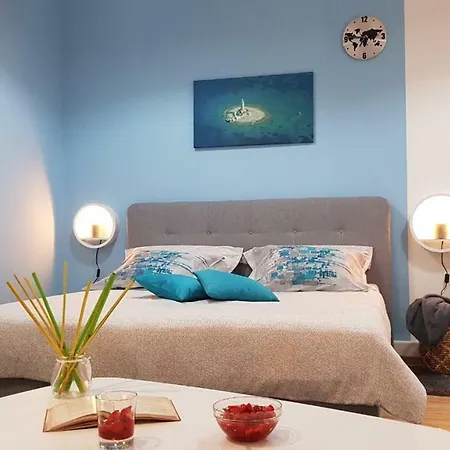 Holiday home Blue Door In *