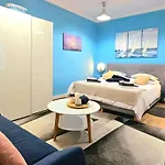Prázdninový dům Blue Door In *