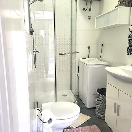 Blue Door In Hébergement de vacances *